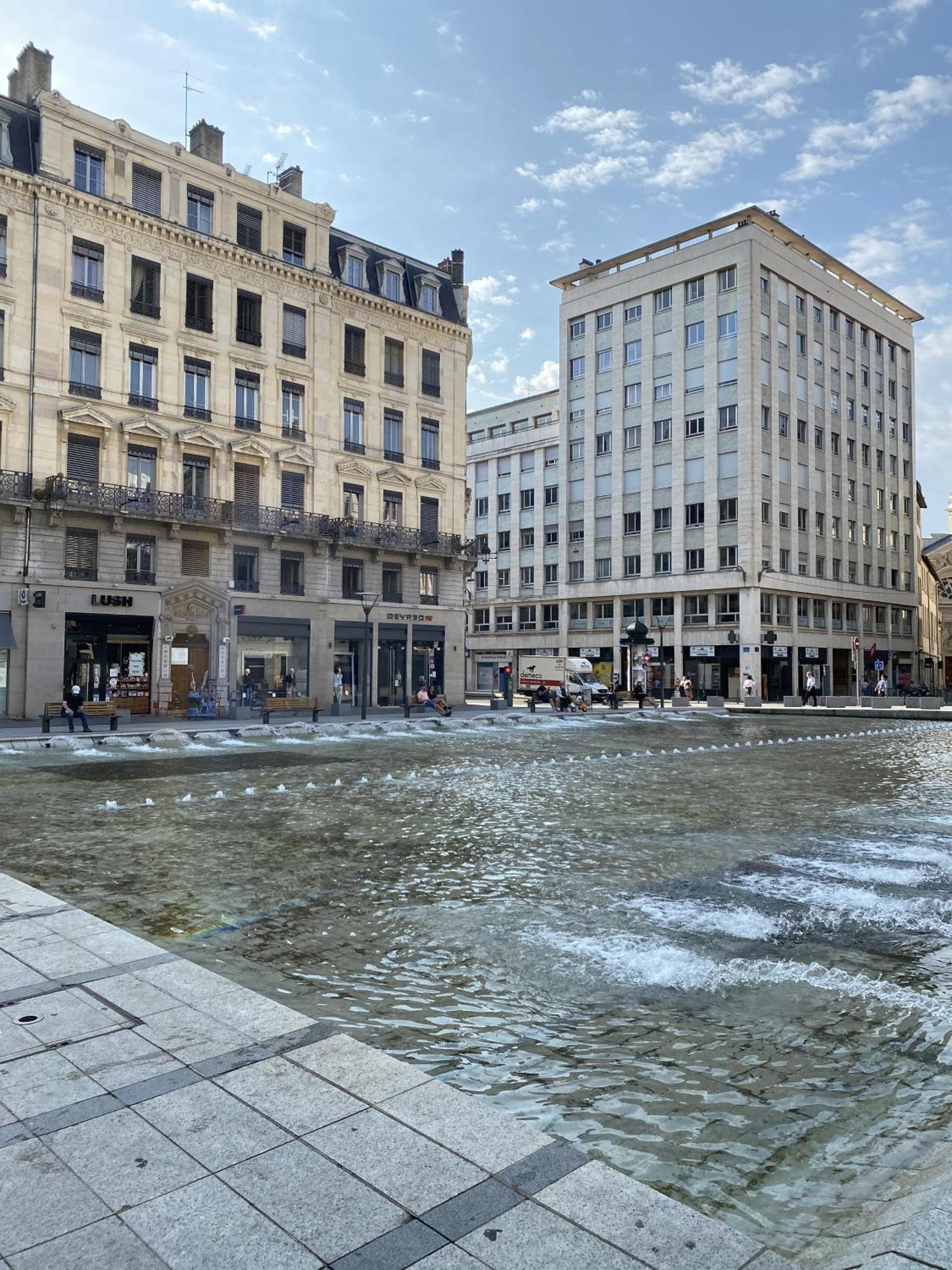 Appartement De Standing Pour 6 Refait A Neuf Lyon Exteriör bild